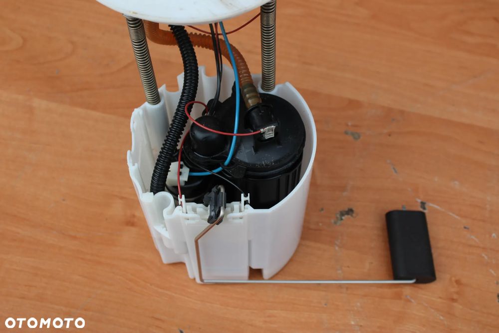 POMPKA POMPA PALIWA PŁYWAK OPEL INSIGNIA A 1.6 TURBO 13577224 - 6