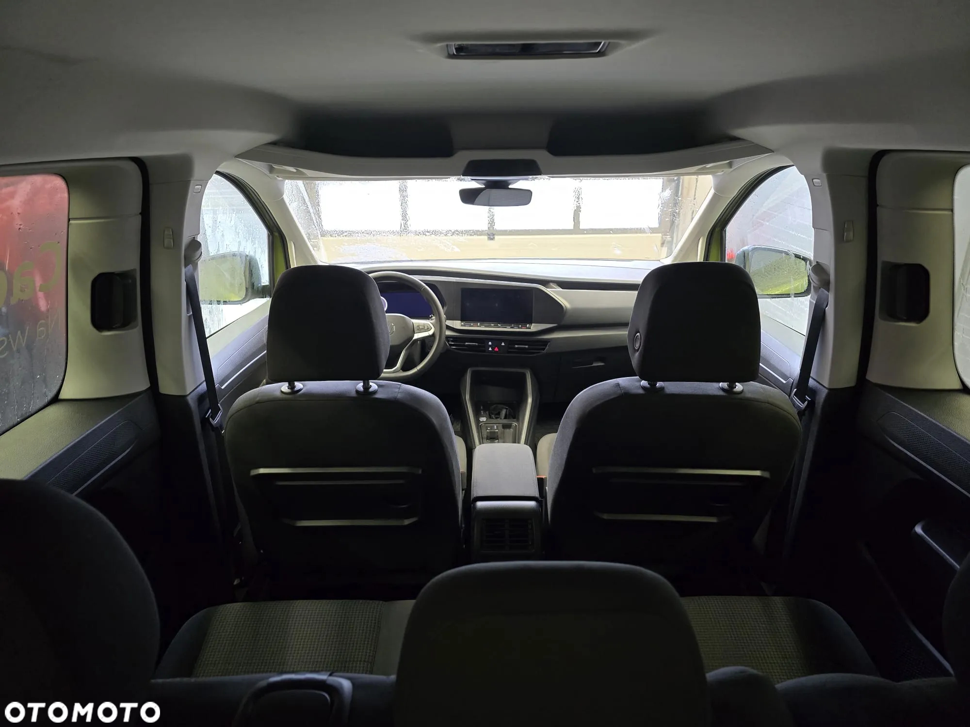 Volkswagen Caddy 2.0 TDI DSG - 12