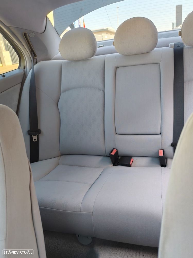 Mercedes-Benz C 220 CDI Elegance DPF - 14
