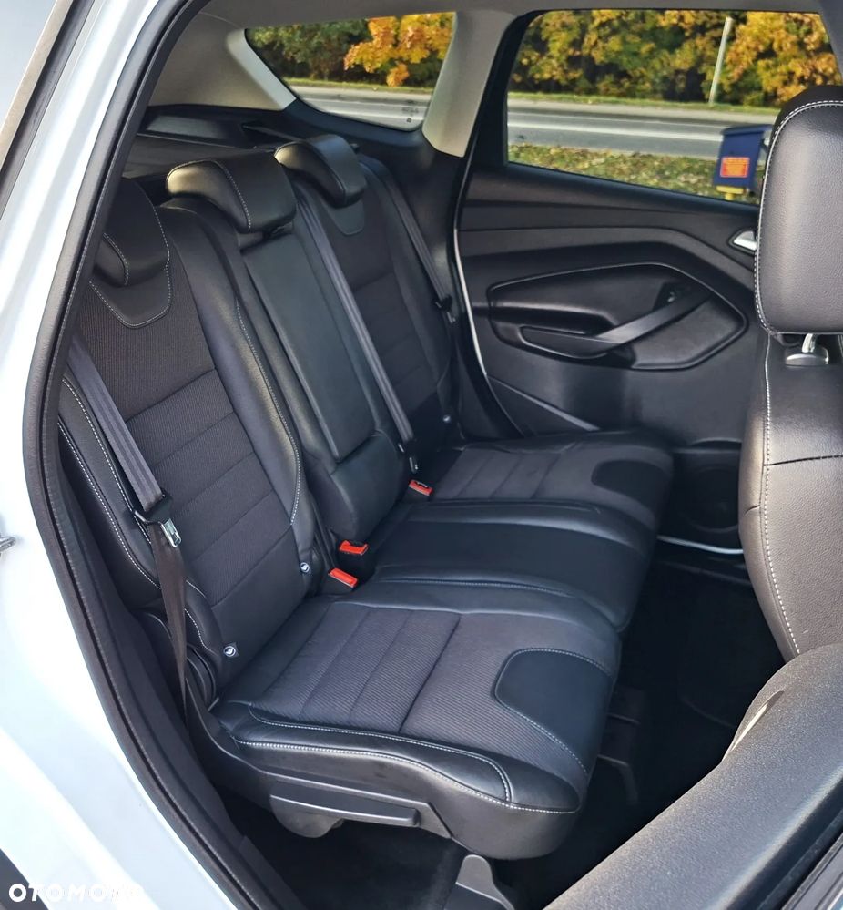 Ford Kuga 2.0 TDCi 4x4 Titanium - 19