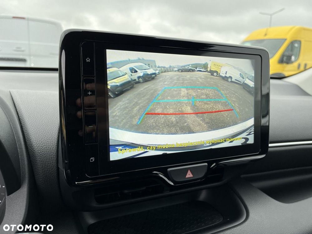 Toyota Yaris 1.5 Comfort - 21