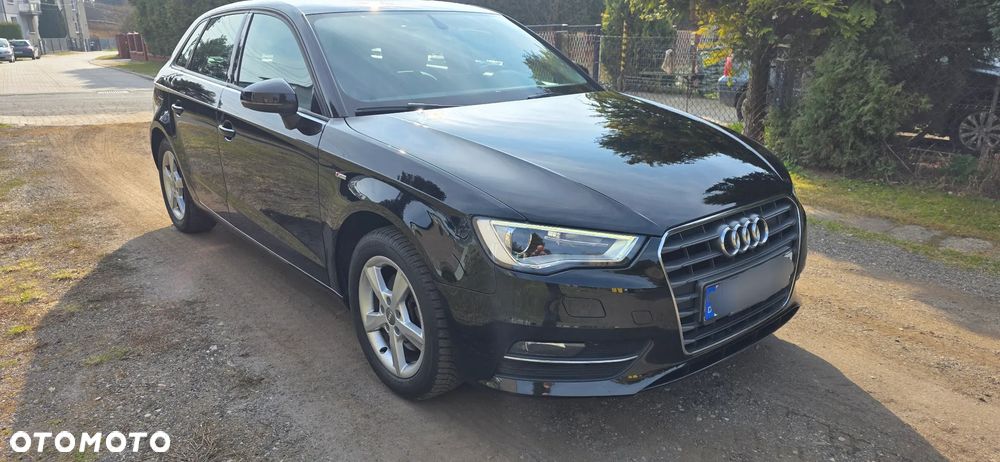 Audi A3 Sportback 1.4 TFSI S line Sportpaket - 3