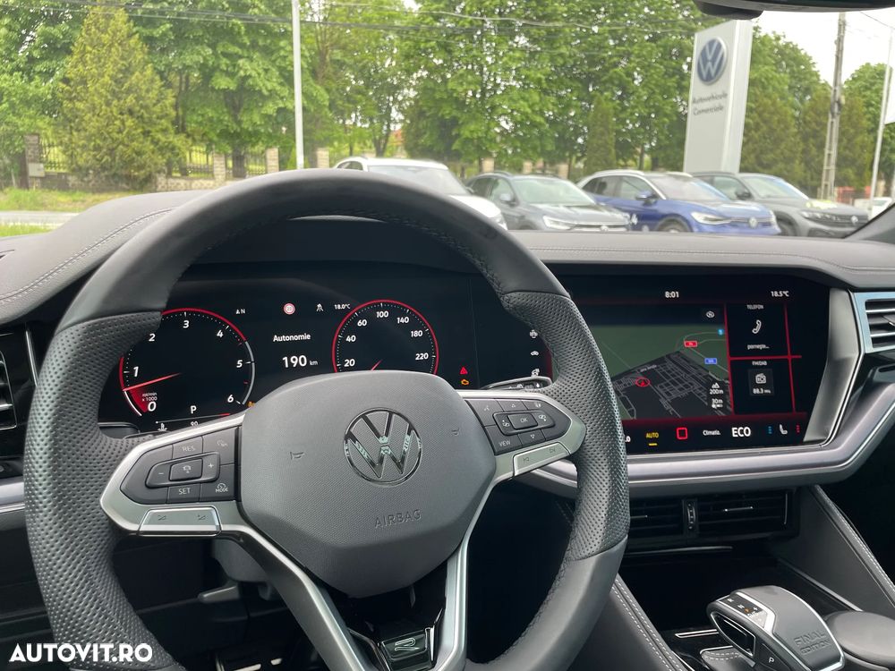 Volkswagen Touareg V6 TDI 4MOTION R-Line - 35