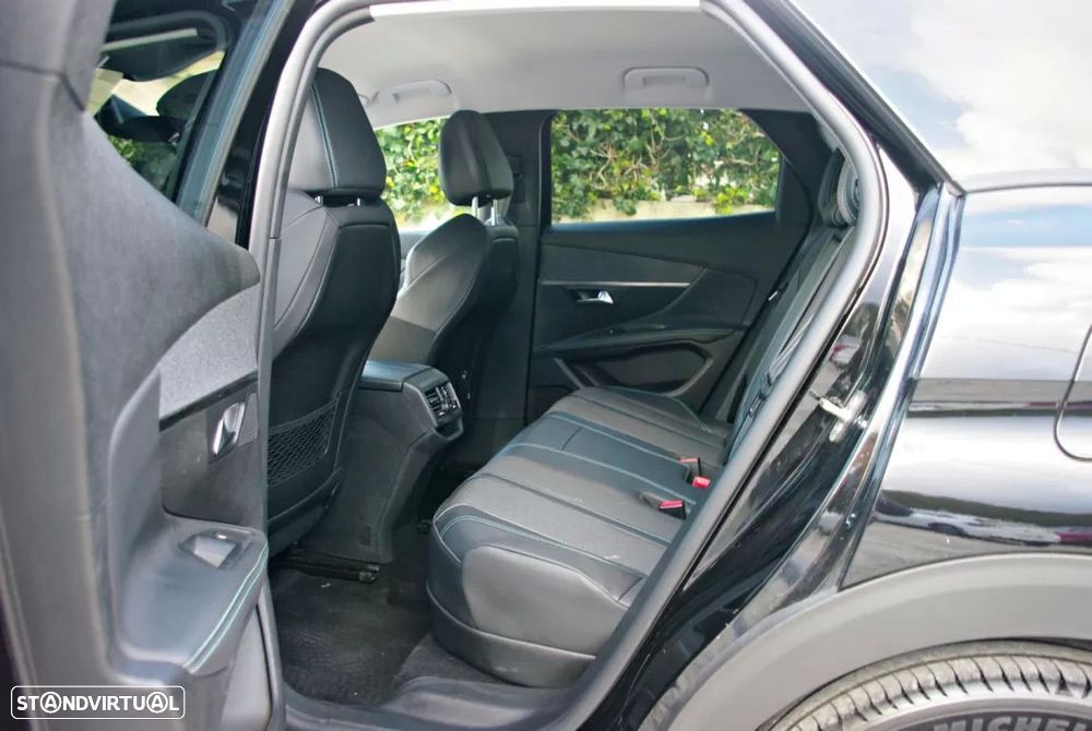 Peugeot 3008 1.6 Hybrid Allure Pack e-EAT8 - 24