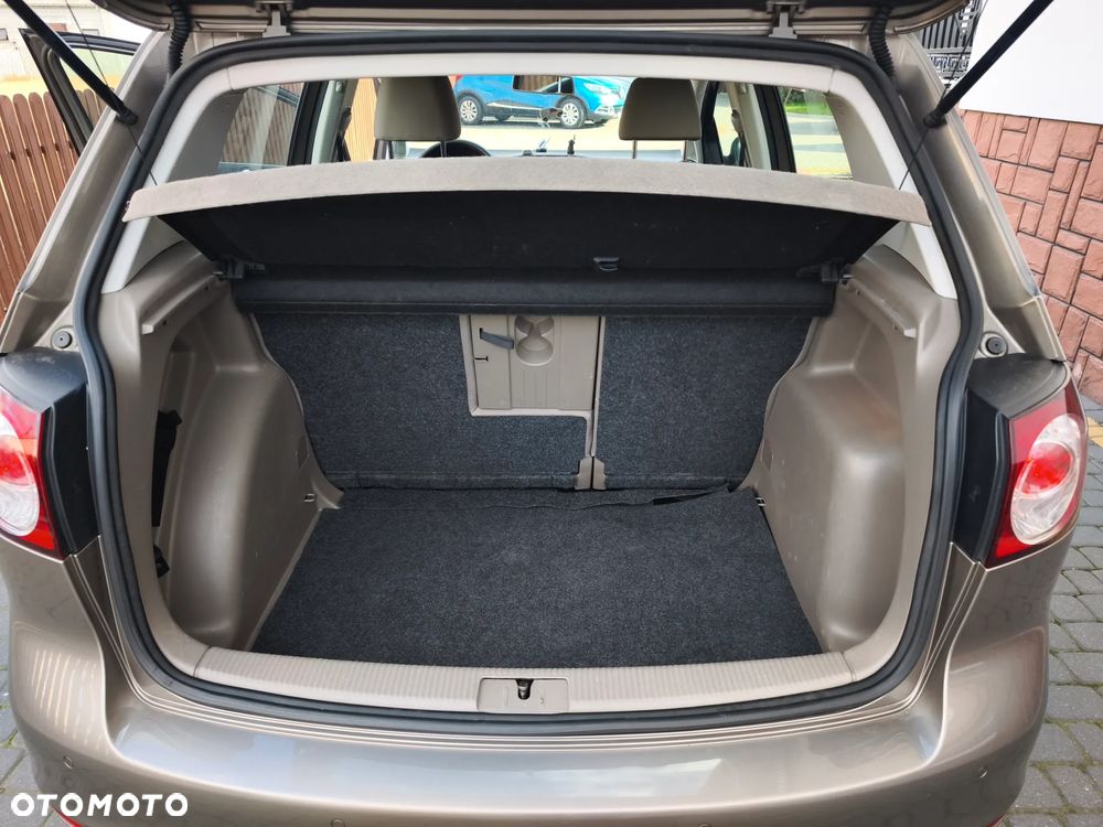 Volkswagen Golf Plus 1.6 TDI BlueMot Trendline - 16