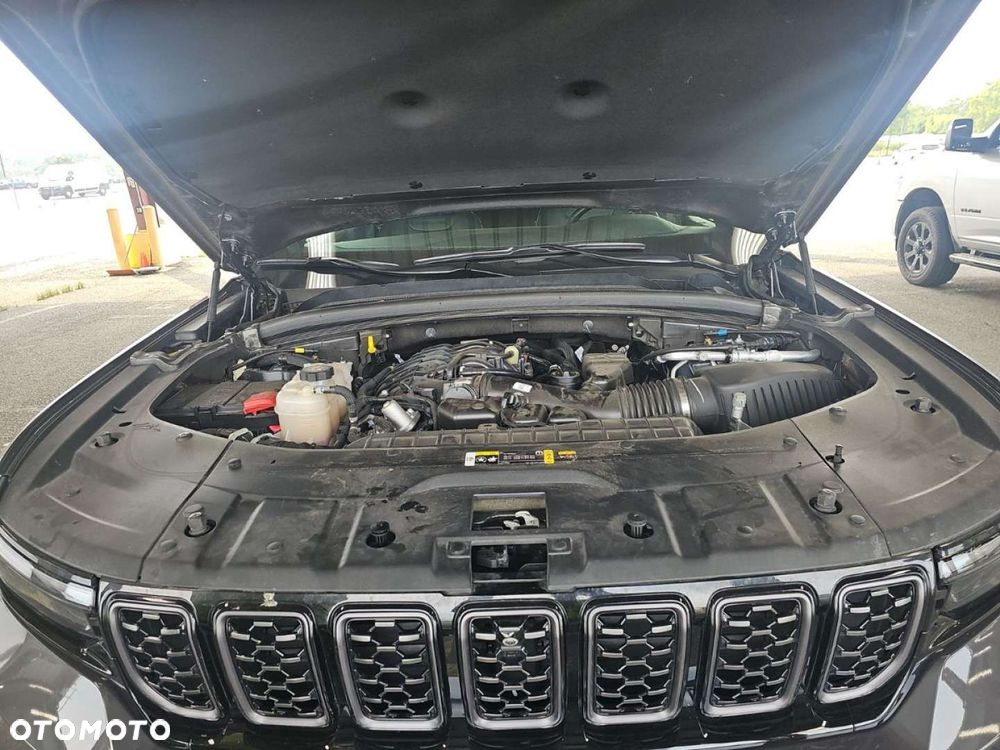 Jeep Grand Cherokee - 9