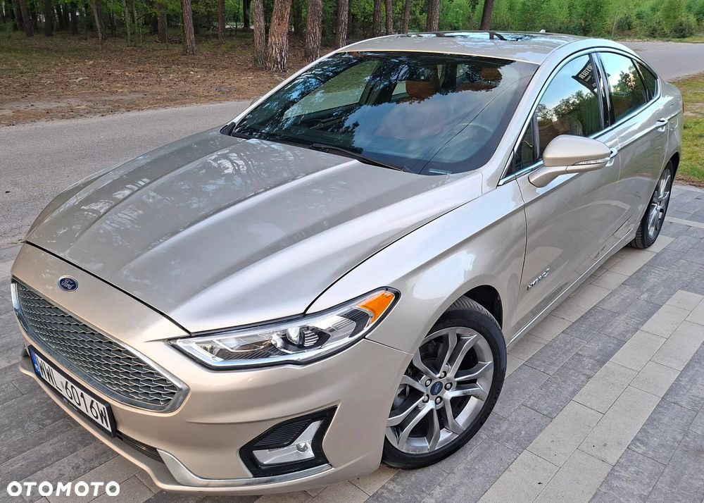 Ford Mondeo 2.0 Hybrid Titanium - 21