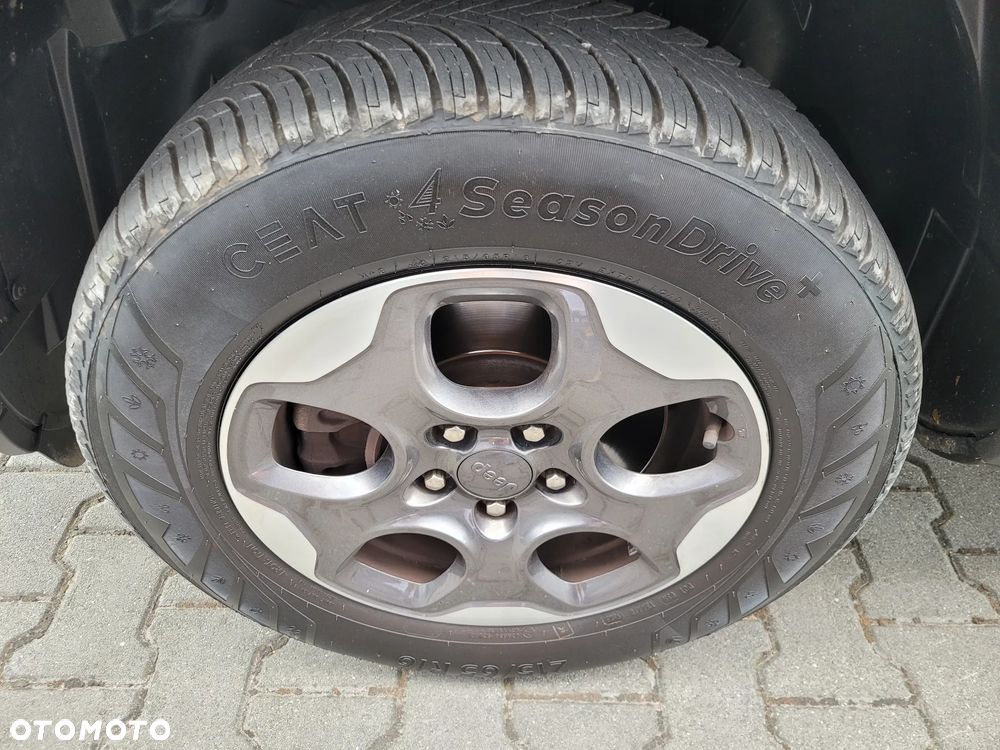 Jeep Renegade 2.0 MultiJet Longitude 4WD S&S - 23