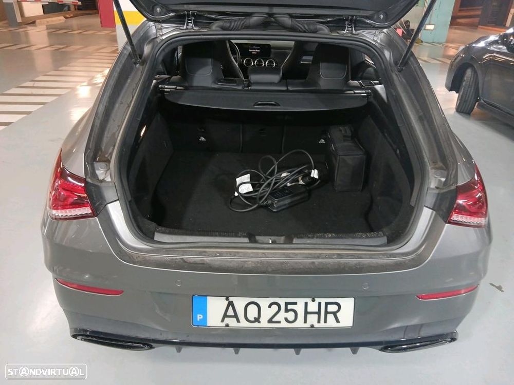 Mercedes-Benz CLA 250 e Shooting Brake AMG Line - 10