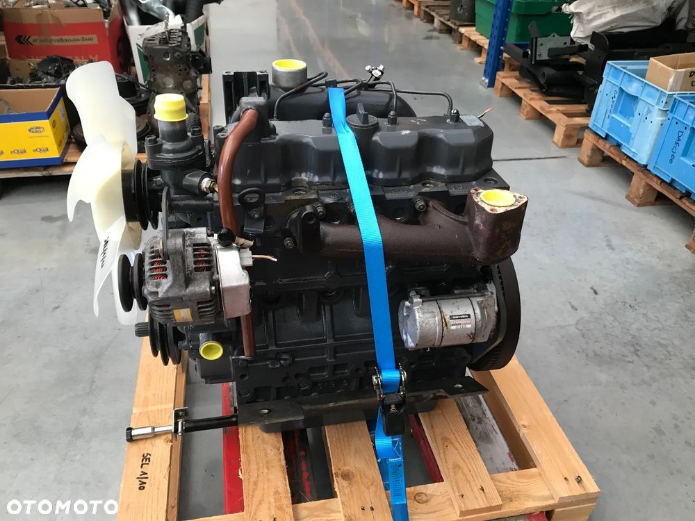 SILNIK kubota V2203 14000netto - 4
