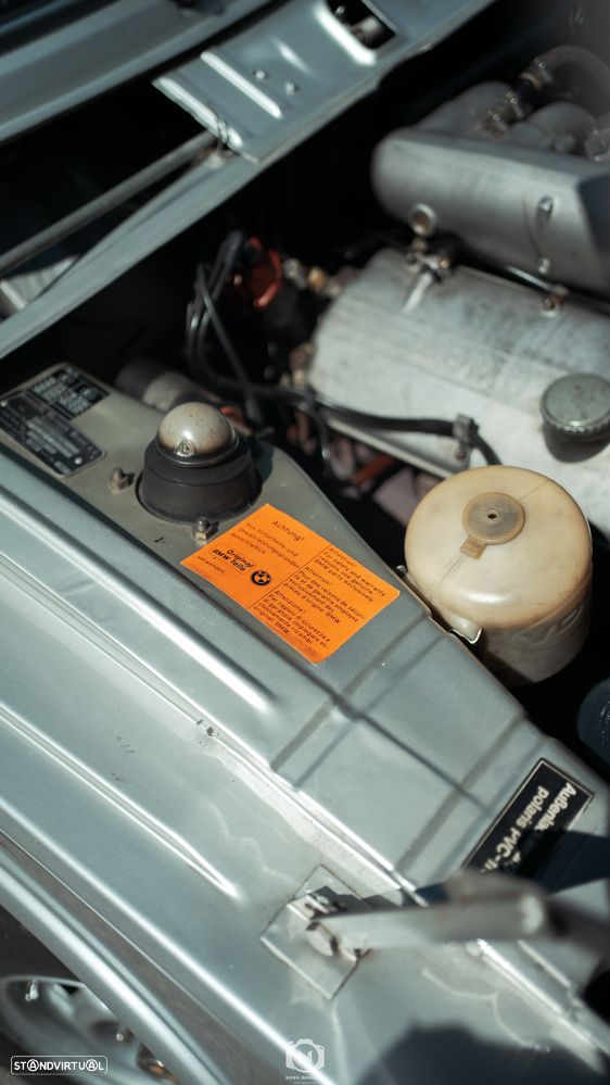 BMW 2002 - 9