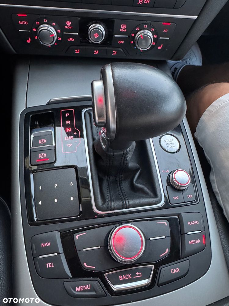 Audi A6 Avant 2.0 TDI ultra S tronic - 2