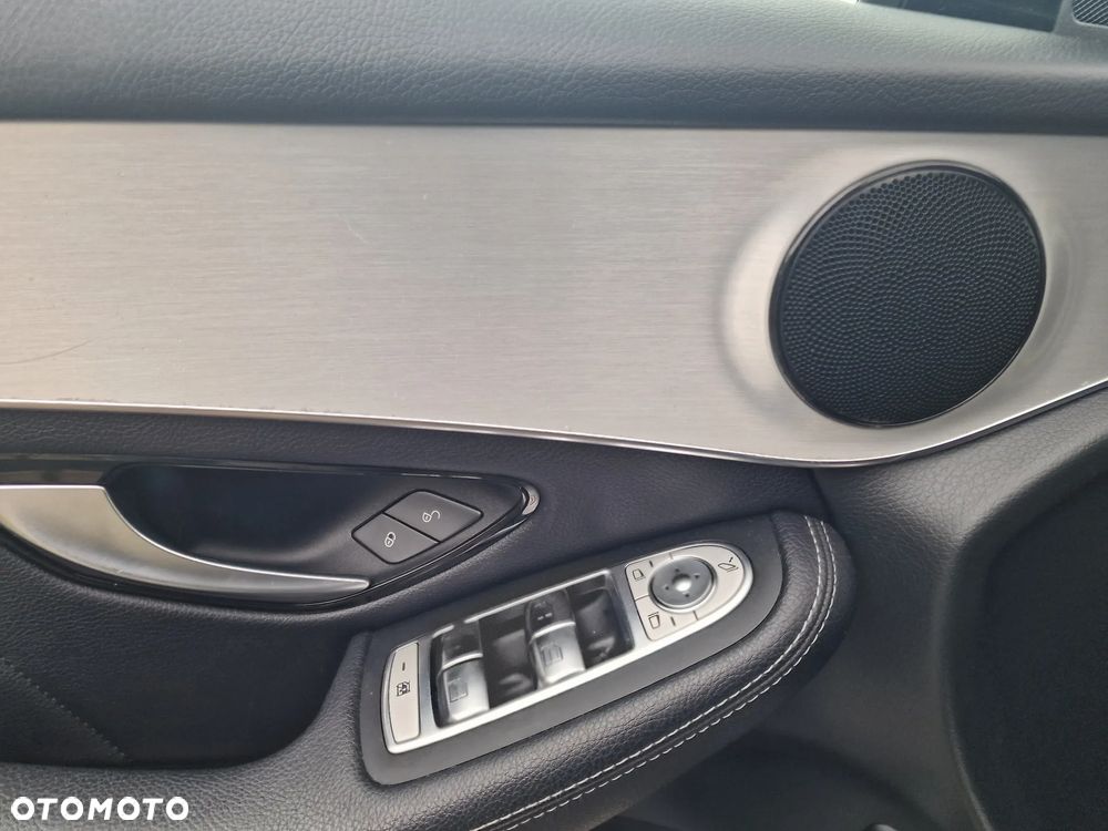 Mercedes-Benz GLC 250 d 4Matic 9G-TRONIC - 17