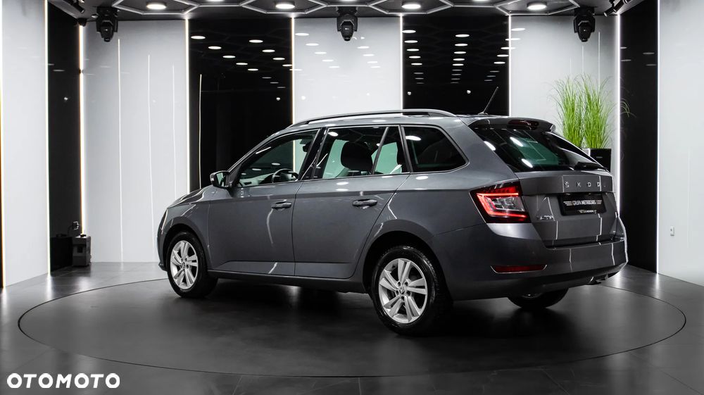Skoda Fabia 1.0 TSI Ambition Plus - 6