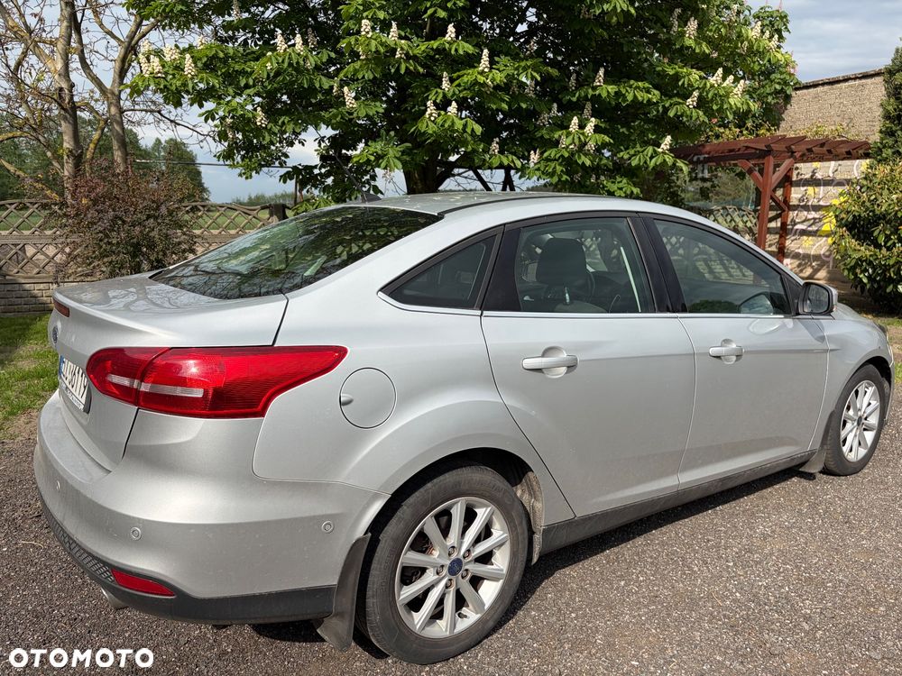 Ford Focus 2.0 TDCi Titanium ASS - 5