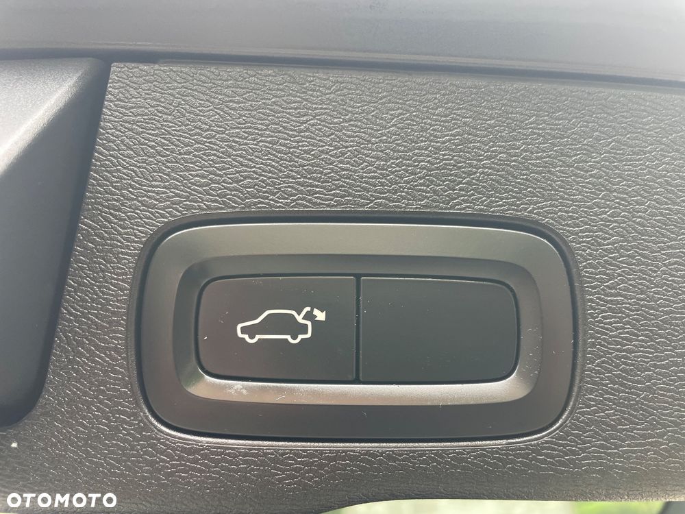 Volvo XC 60 B4 D AWD Geartronic Inscription - 17