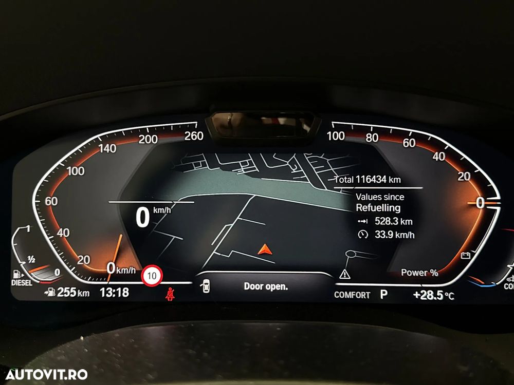 BMW Seria 5 530d xDrive AT MHEV - 11