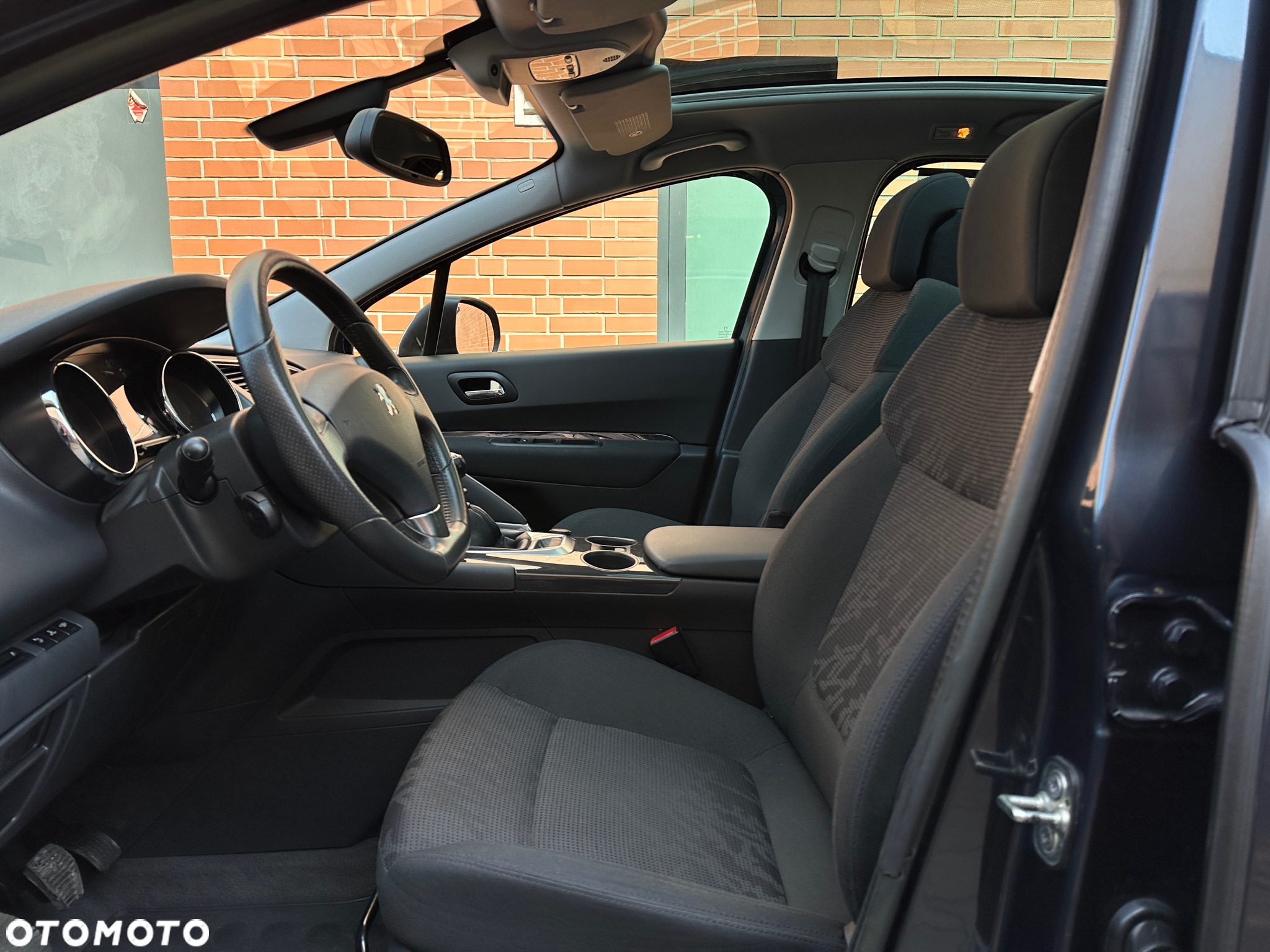 Peugeot 3008 1.6 Premium - 8