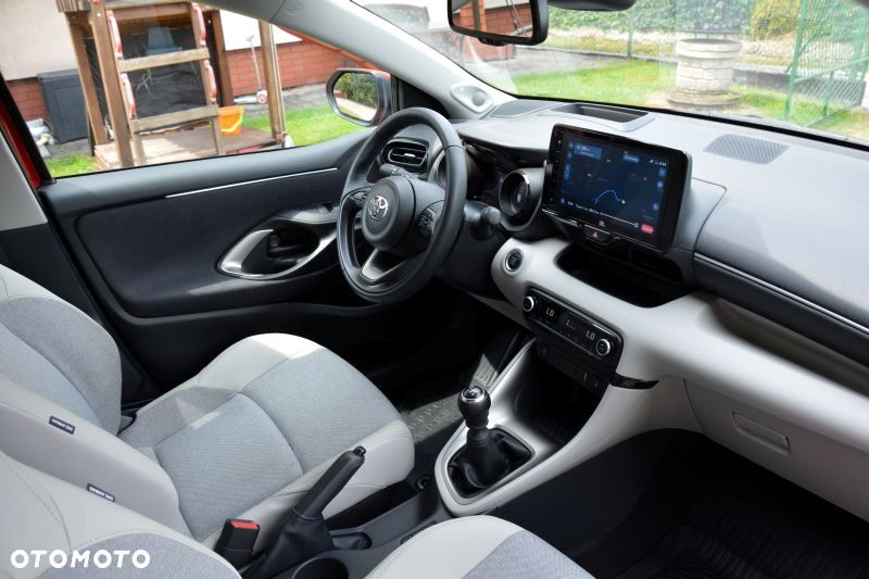Toyota Yaris - 14