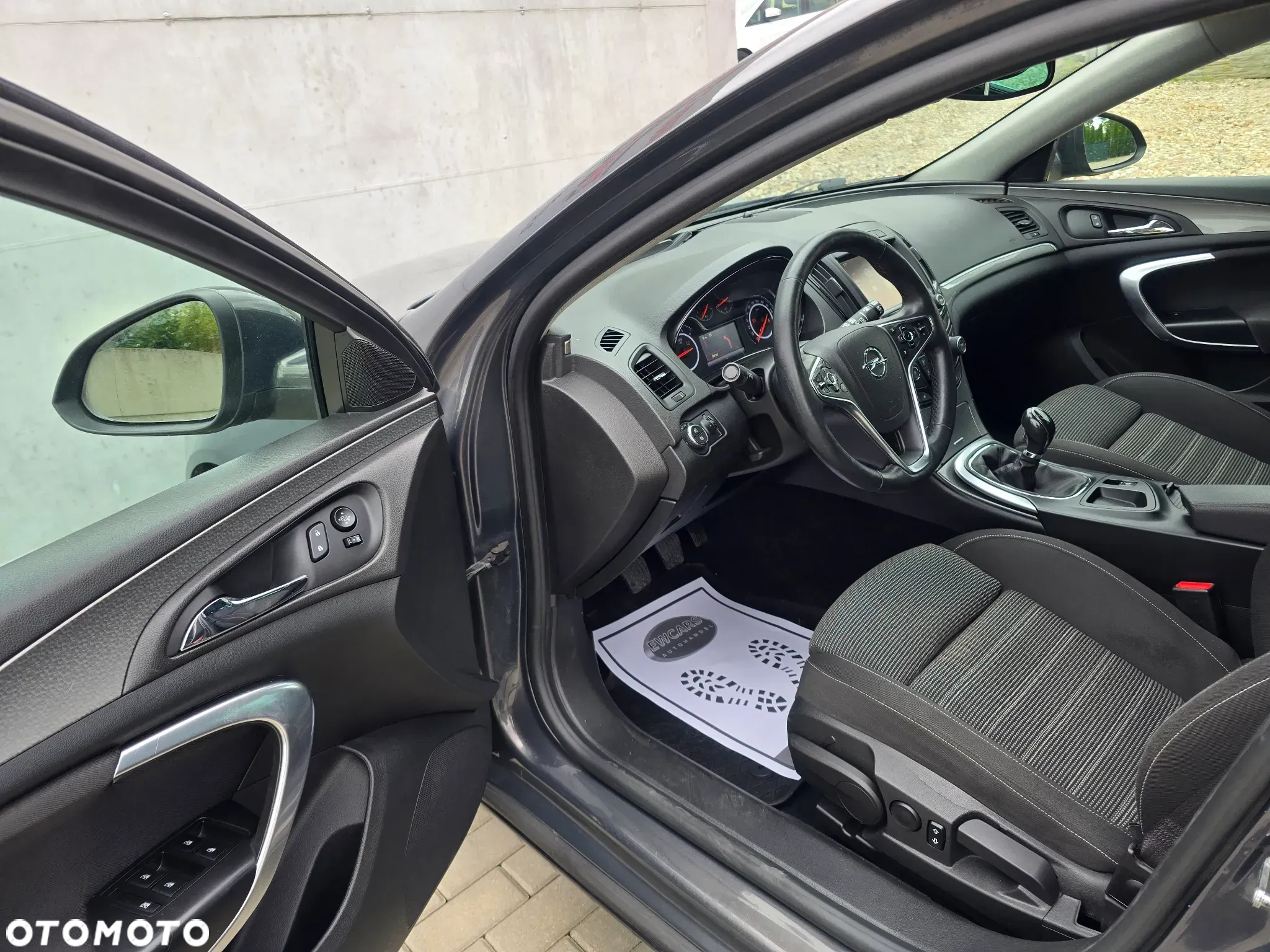 Opel Insignia 2.0 CDTI Cosmo S&S - 19
