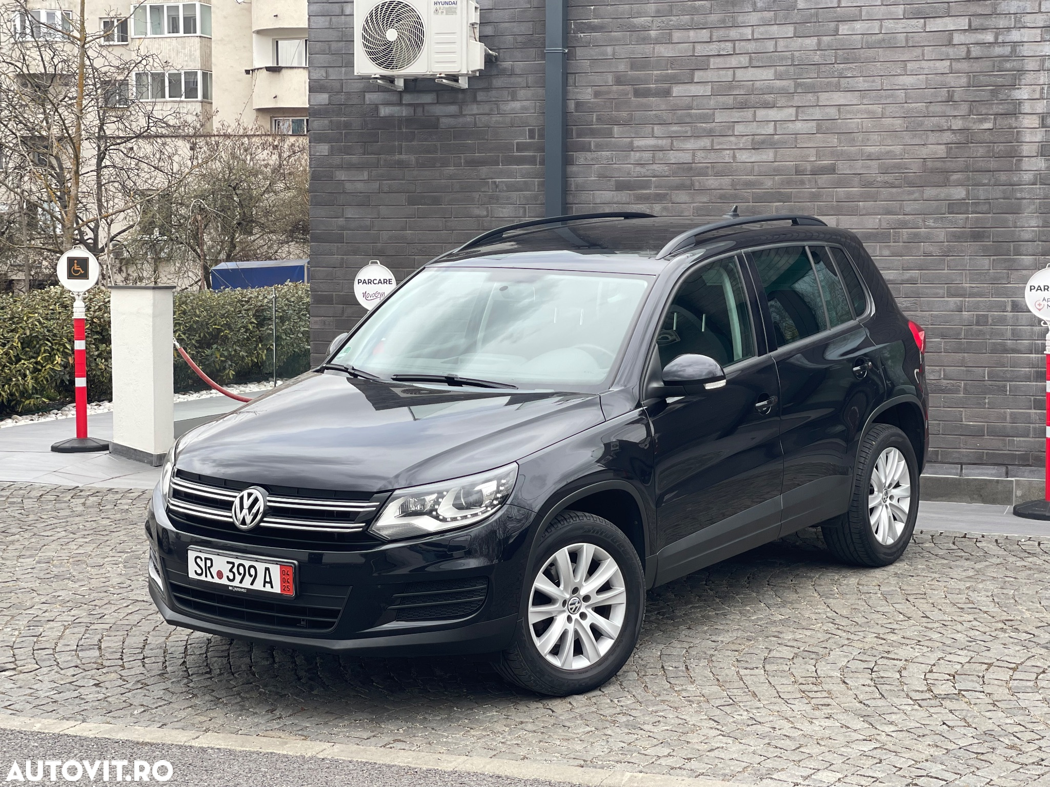 Volkswagen Tiguan 2.0 TDI DPF 4Motion BlueMotion Technology Trend & Fun - 25