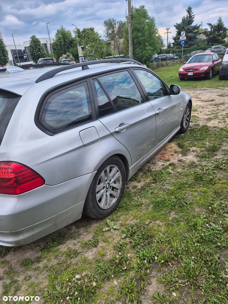 BMW Seria 3 - 2