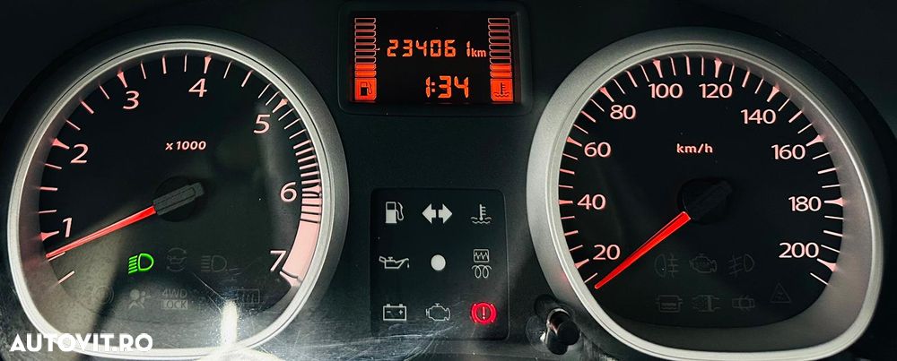 Dacia Duster dCi 90 FAP 4x2 Ambiance - 25