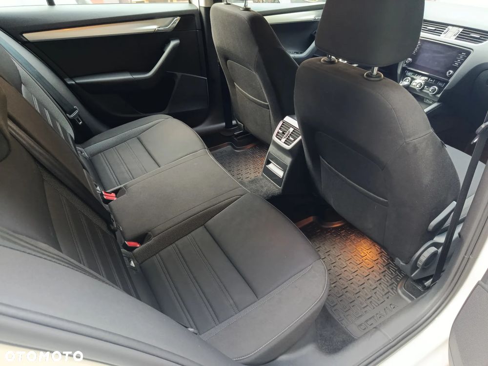 Skoda Octavia 1.6 TDI Ambition - 7
