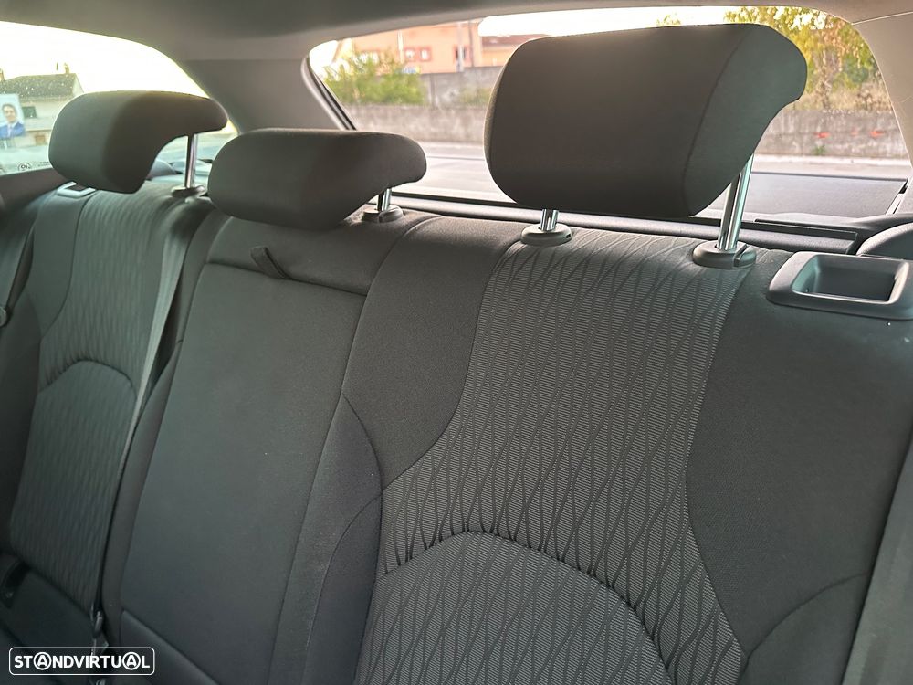 SEAT Leon ST 1.6 TDI Style Ecomotive - 16