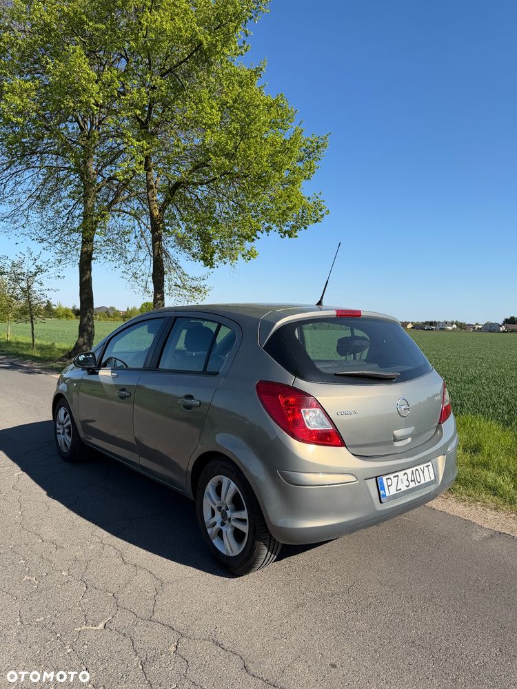 Opel Corsa 1.2 16V 111 - 3
