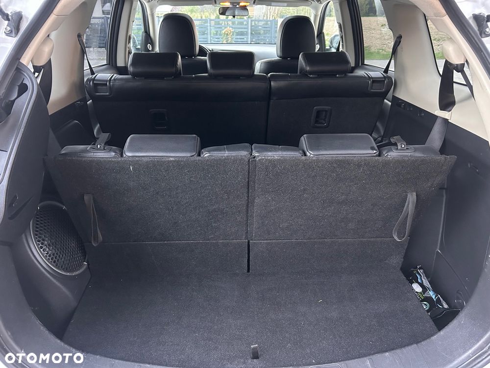 Mitsubishi Outlander 2.2 DI-D 4WD Diamant Edition - 11