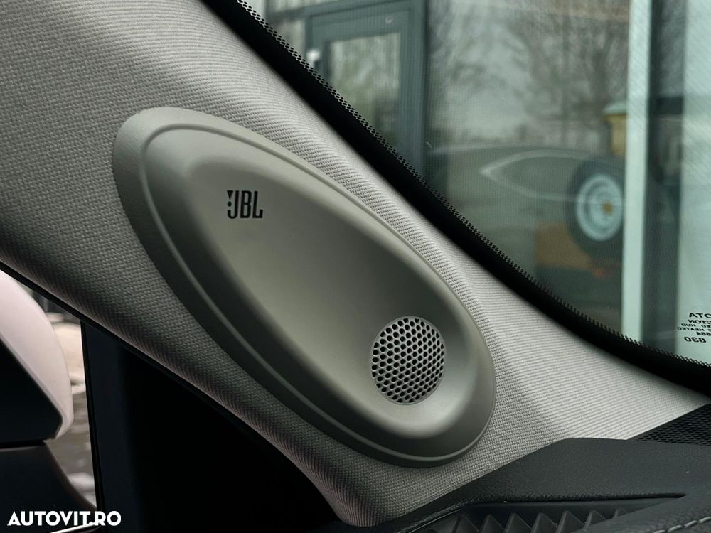 Toyota Highlander 2.5 L Dynamic Force 248CP Luxury Pearly - 21