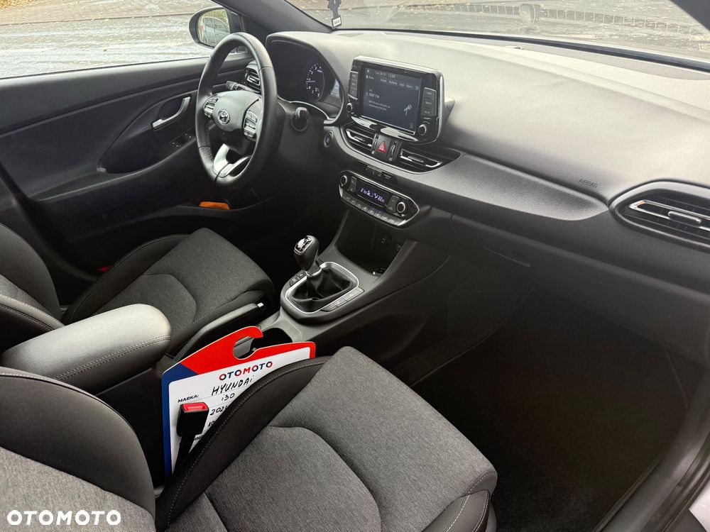 Hyundai i30 Kombi 1.5 T-GDI 48V-Hybrid Intro - 9