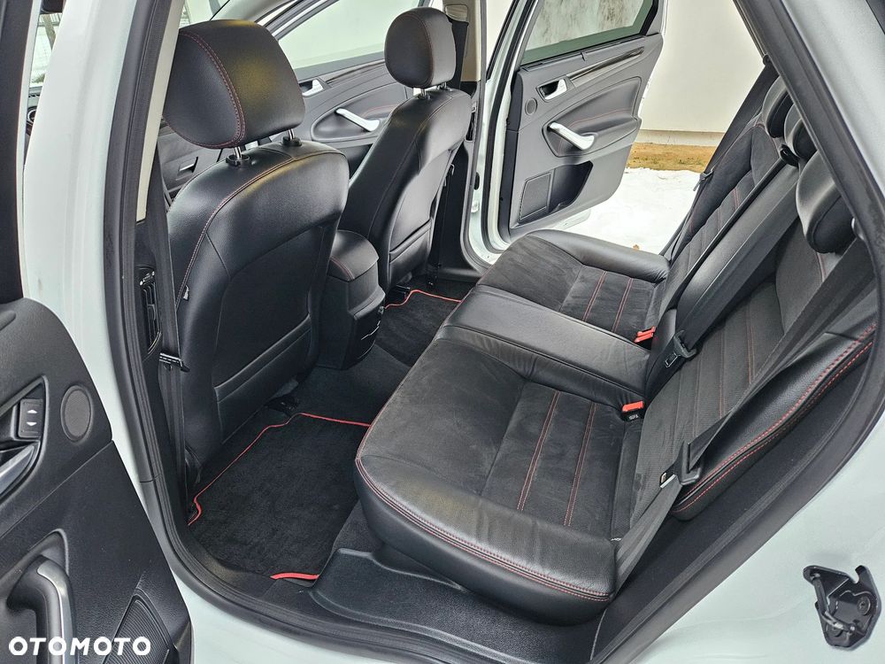 Ford Mondeo 2.0 TDCi Titanium S - 28