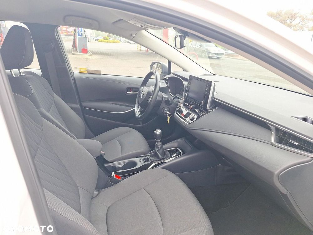 Toyota Corolla - 9