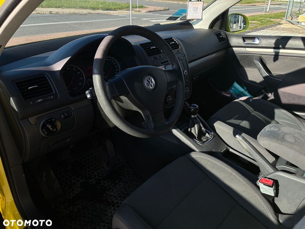 Volkswagen Golf V 1.4 Comfortline - 9