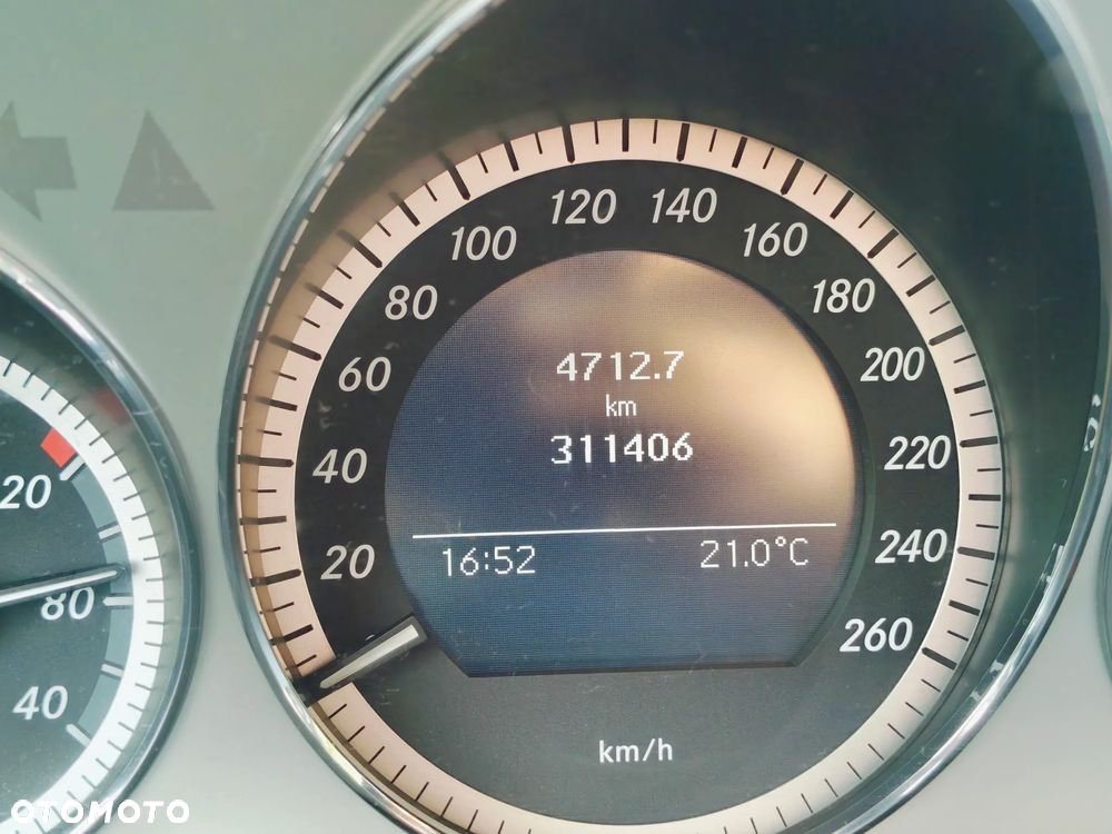 Mercedes-Benz Klasa A 200 CDI Avantgarde Polar Star - 21