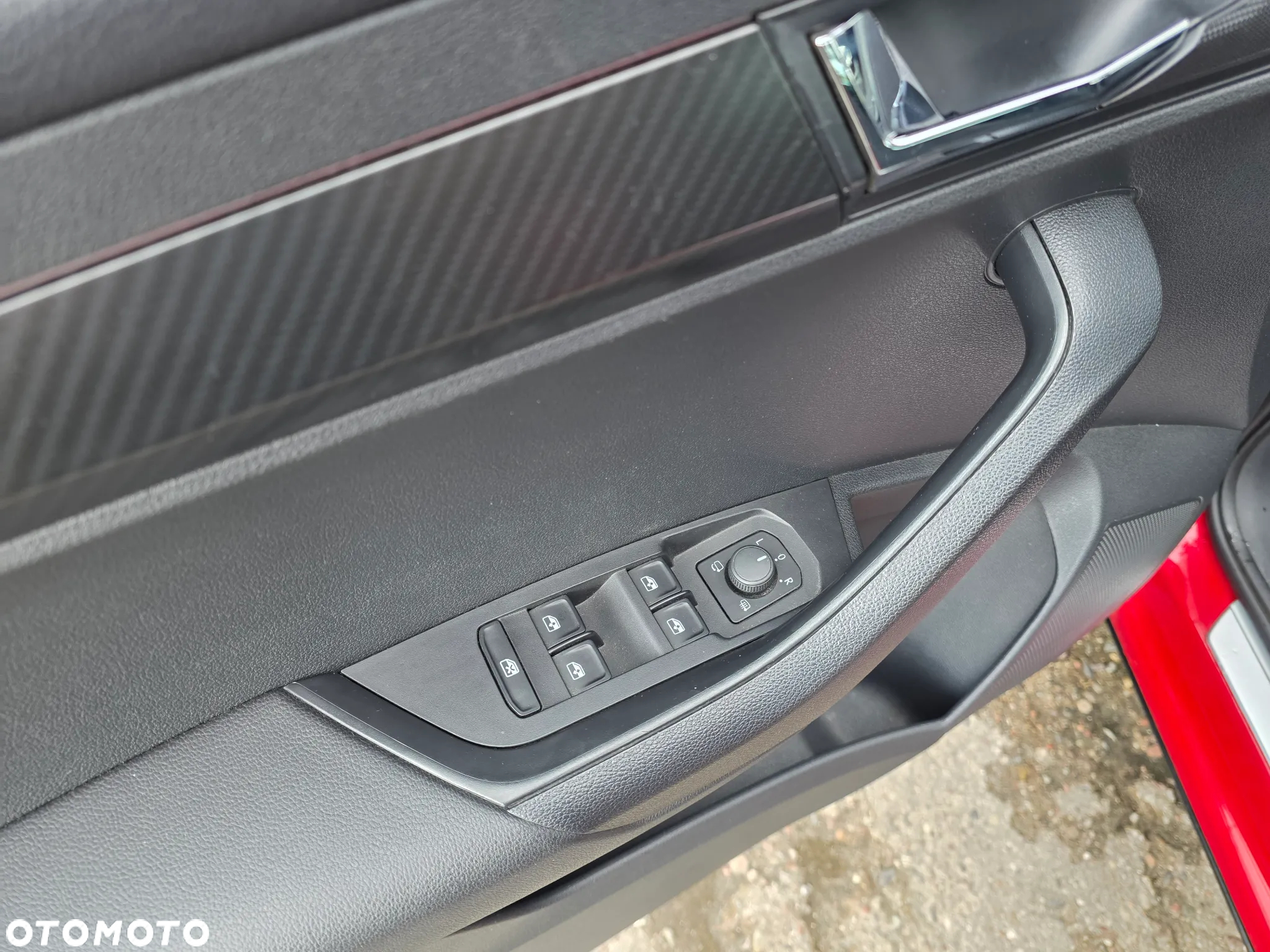 Skoda Karoq 1.5 TSI ACT Sportline DSG - 24