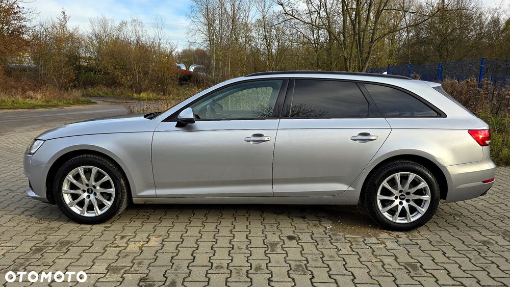 Audi A4 Avant 2.0 TDI S tronic - 5