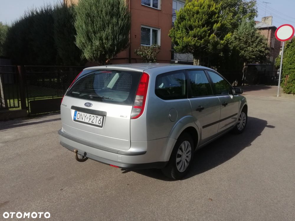 Ford Focus 1.6 TDCi Ambiente - 2