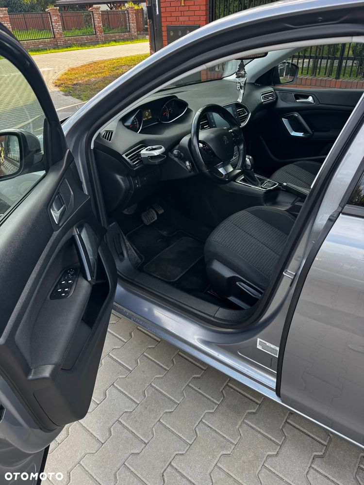 Peugeot 308 - 11