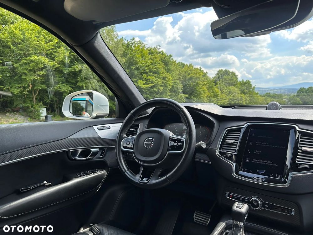 Volvo XC 90 D5 SCR AWD R-Design 7os - 13