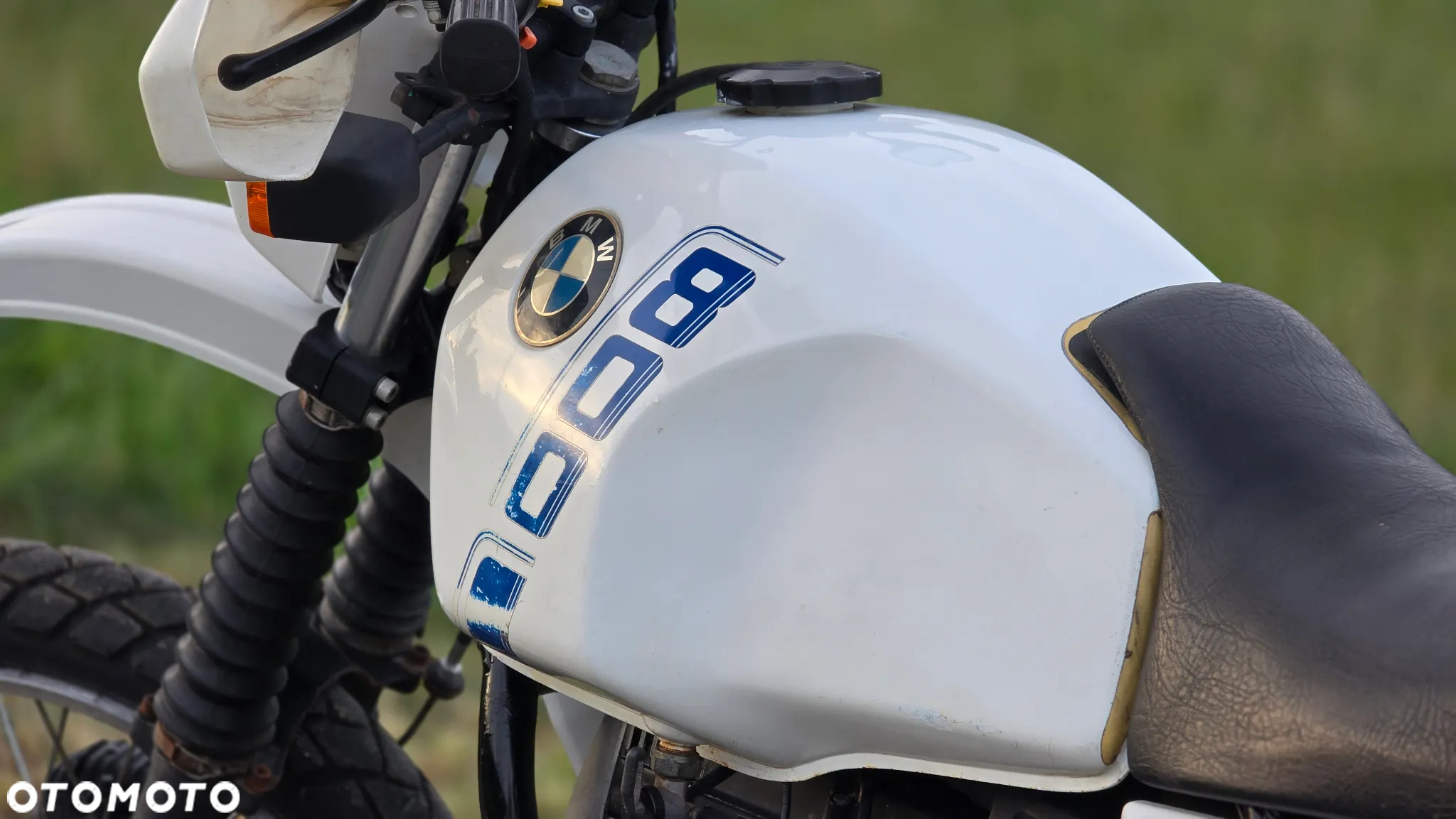 BMW R - 19