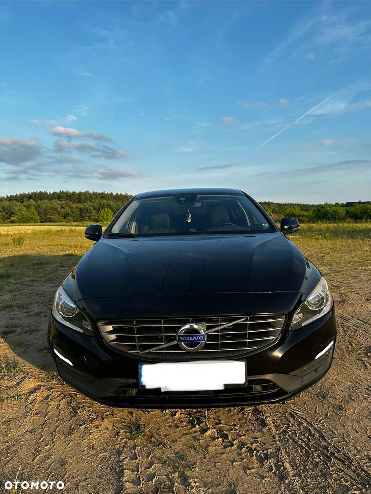 Volvo S60 D2 Drive-E Momentum - 3