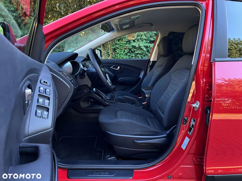 Hyundai ix35 1.6 2WD Fifa World Cup Edition - 21