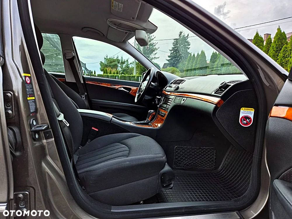 Mercedes-Benz Klasa E 200 T CDI Automatik Avantgarde - 20