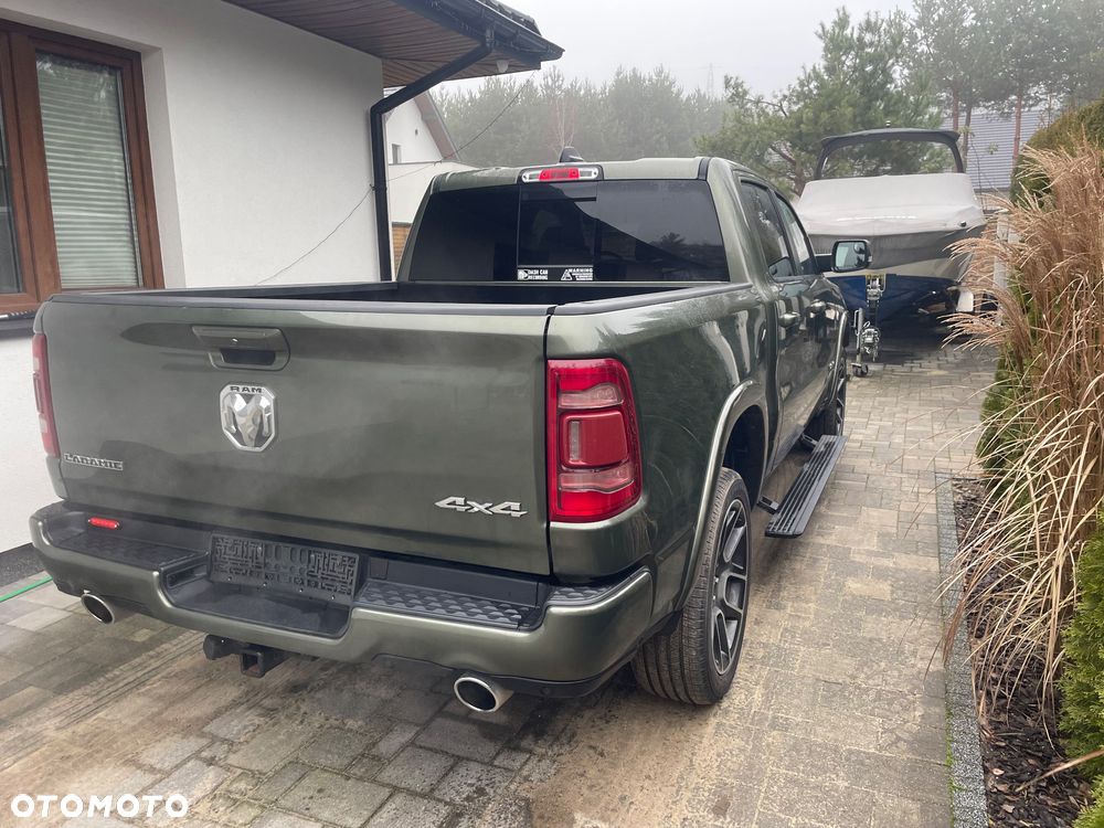 RAM 1500 5.7 Crew Cab Laramie - 3