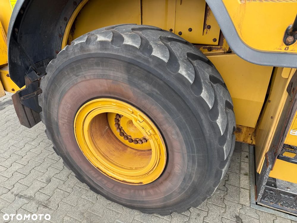 Caterpillar CAT 962M - 31