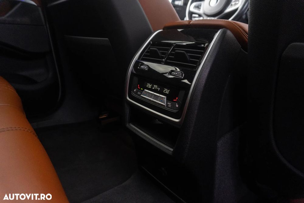 BMW X6 xDrive30d AT MHEV - 37
