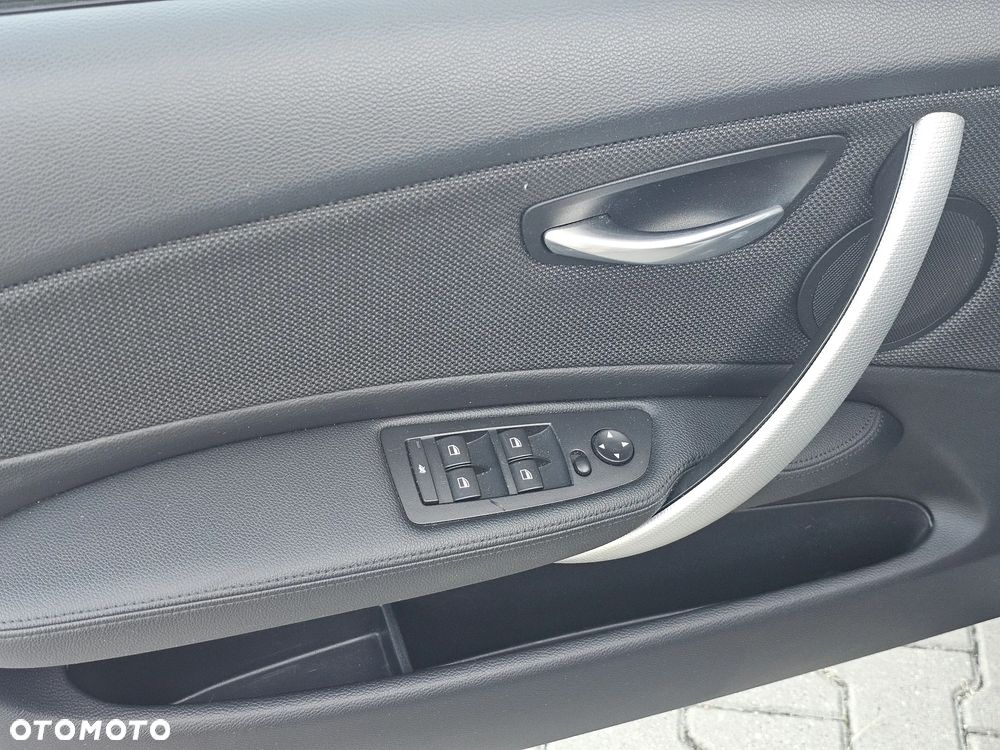 BMW Seria 1 - 22